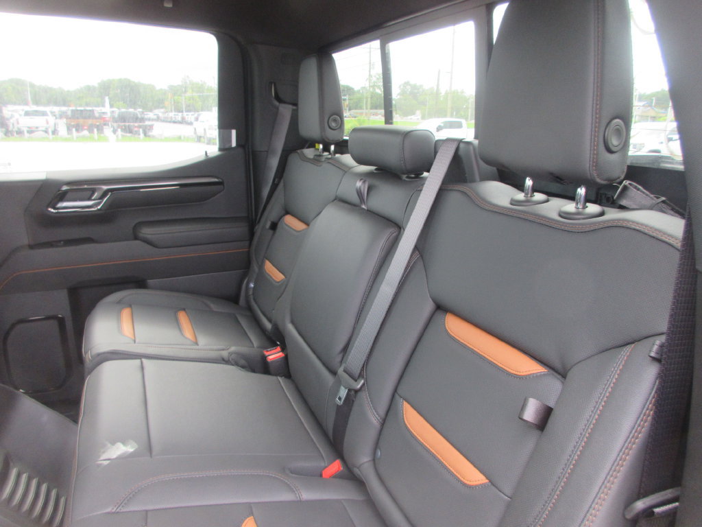 New 2026 GMC Sierra 1500 AT4 w/ AT4 Premium Package AWD/4WD image 14