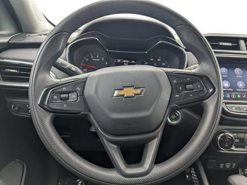 Used 2023 Chevrolet TrailBlazer LT w/ Convenience Package AWD/4WD image 19