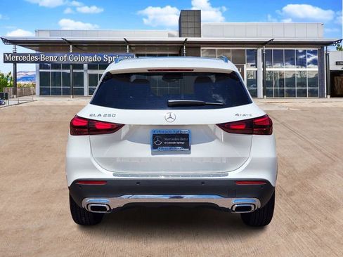 Used 2025 Mercedes-Benz GLA 250 GLA 250 image 6