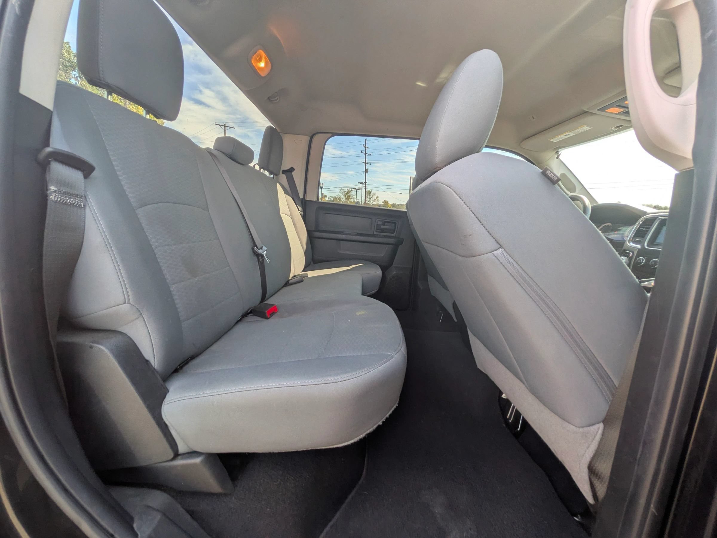 Used 2018 RAM 1500 Express w/ Black Ram 1500 Express Group AWD/4WD image 38