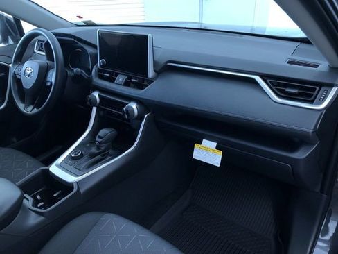 New 2025 Toyota RAV4 XLE image 15