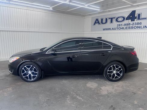 Used 2017 Buick Regal Sport Touring FWD image 8