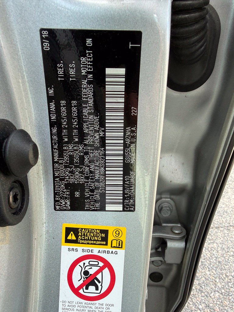 Certified 2019 Toyota Highlander Plus AWD/4WD image 11