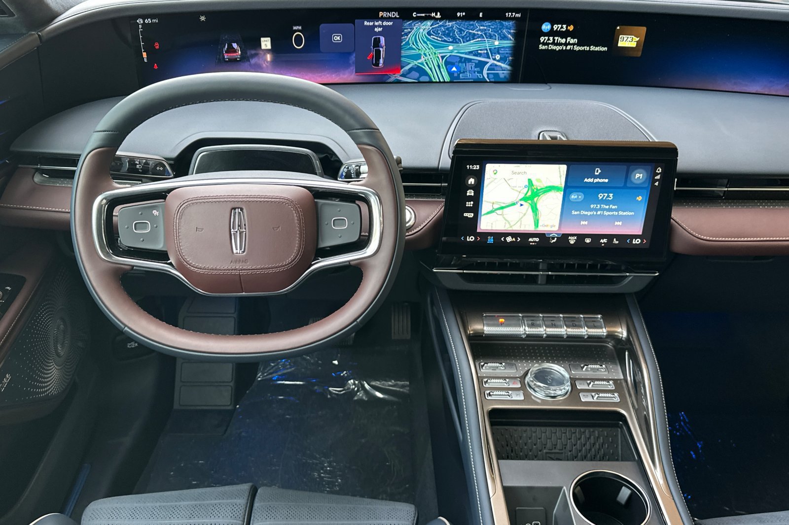 New 2026 Lincoln Nautilus Black Label w/ Jet Appearance Package AWD/4WD image 13