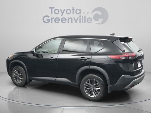 Used 2023 Nissan Rogue S AWD/4WD image 6