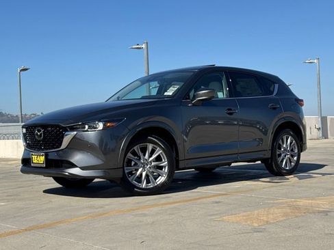 New 2025 MAZDA CX-5 AWD 2.5 S w/ Premium Plus Pkg image 3