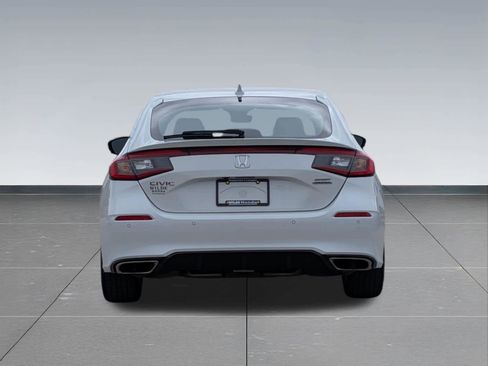Used 2024 Honda Civic Sport Touring image 5
