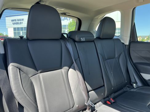 Used 2023 Subaru Forester Limited w/ Popular Package #2 AWD/4WD image 18