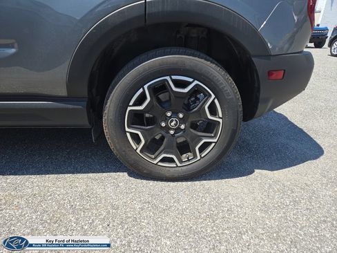 Certified 2025 Ford Bronco Sport Outer Banks w/ Outer Banks Tech Package+ AWD/4WD image 7