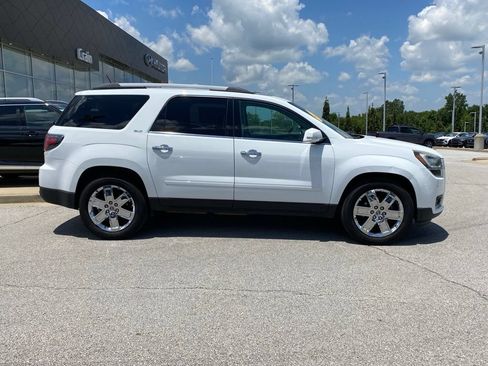 Used 2017 GMC Acadia Limited SLT AWD/4WD image 9