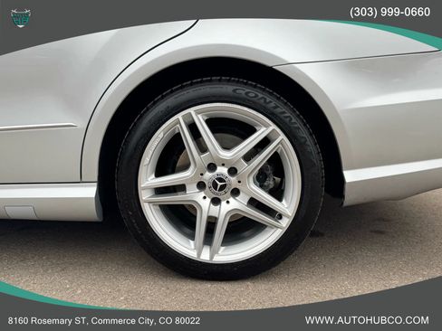 Used 2013 Mercedes-Benz E 350 4MATIC Sedan image 31