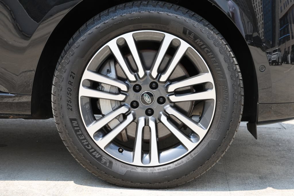 Certified 2023 Land Rover Range Rover SE AWD/4WD image 6