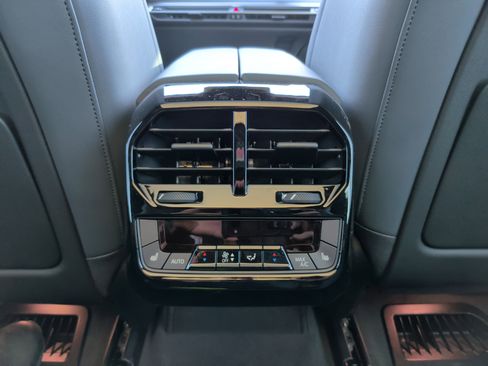 Used 2026 BMW iX xDrive60 w/ M Sport Package image 36