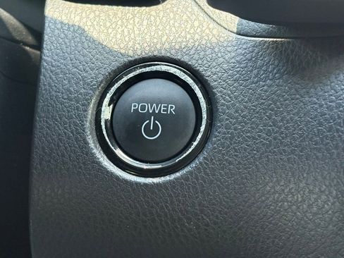 Used 2025 Toyota Camry SE w/ Multimedia Upgrade Package image 27