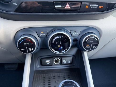 New 2026 Hyundai Venue SEL image 26