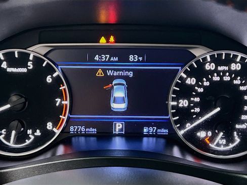 Used 2024 Nissan Altima 2.5 SR FWD image 22