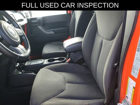 Used 2015 Jeep Wrangler Unlimited Sport w/ Connectivity Group image 13