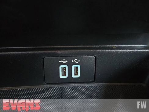 Used 2022 Ford Ranger XLT w/ Equipment Group 301A Mid AWD/4WD image 9