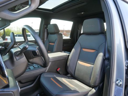 Certified 2026 GMC Sierra 3500 AT4 w/ AT4 Premium Plus Package AWD/4WD image 14