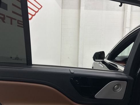 Used 2022 Lincoln Aviator Reserve w/ Equipment Group 201A image 58