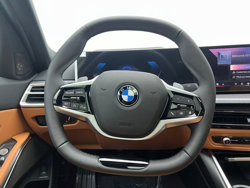 Used 2026 BMW 330i xDrive Sedan w/ Premium Package AWD/4WD image 17