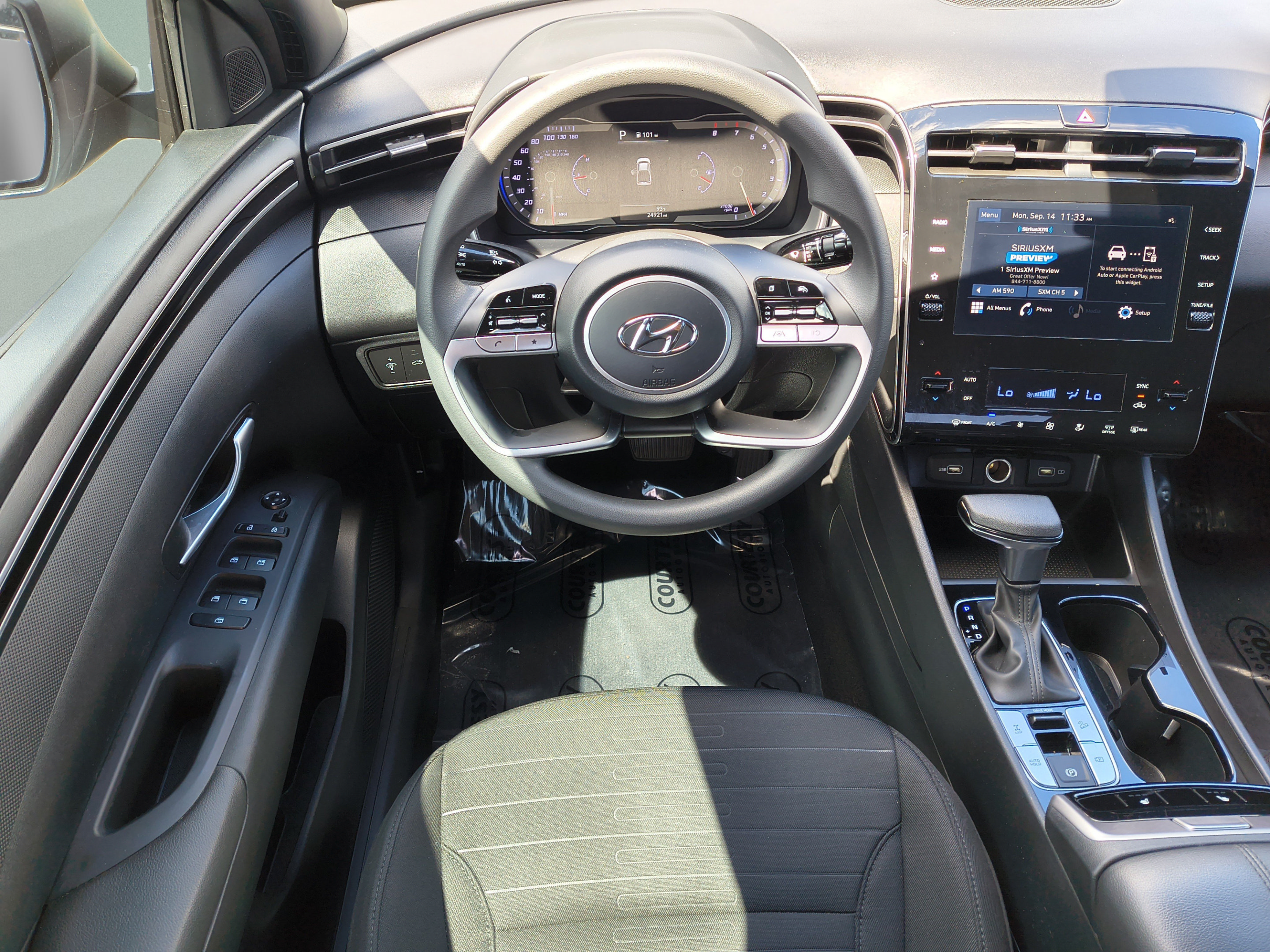 Certified 2024 Hyundai Santa Cruz SEL AWD/4WD image 11
