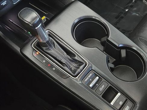 Used 2023 Honda Civic Touring image 11