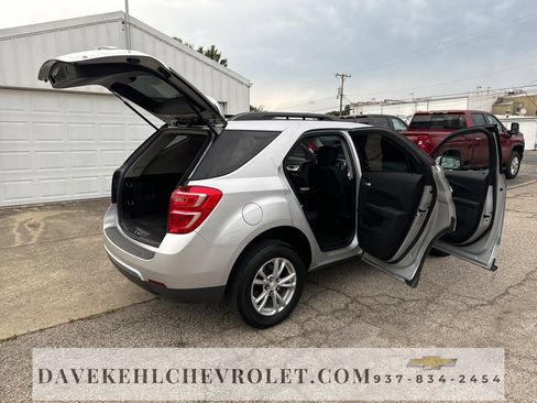Used 2017 Chevrolet Equinox LT image 27