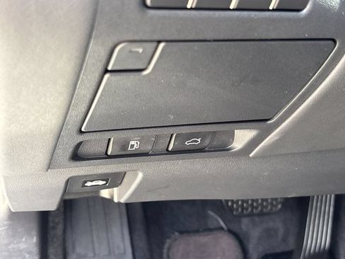 Used 2021 Lexus LS 500 w/ Interior Upgrade Package RWD image 23
