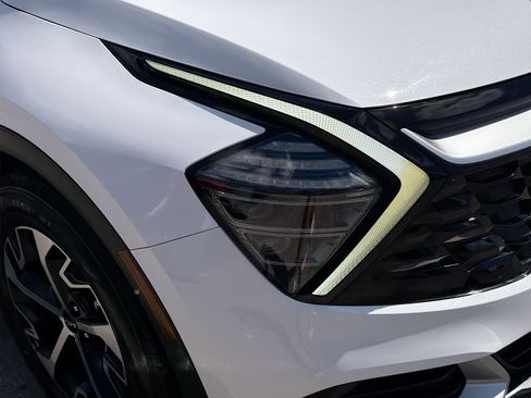 Used 2024 Kia Sportage EX image 35