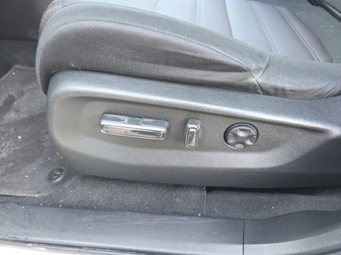 Used 2020 Honda CR-V EX image 23