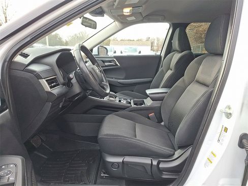 Used 2022 Mitsubishi Outlander ES image 14