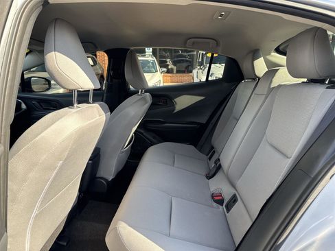 Used 2024 Toyota Prius LE FWD image 20