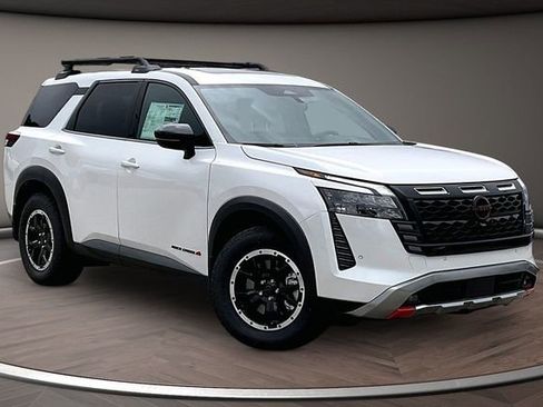 New 2026 Nissan Pathfinder Rock Creek AWD/4WD image 2