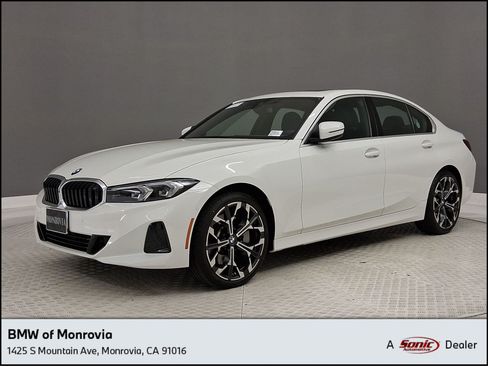 Used 2026 BMW 330i Sedan w/ Convenience Package RWD image 1