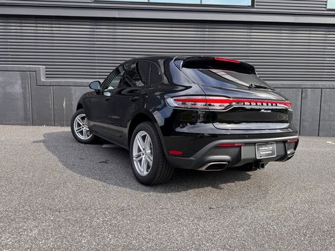 Certified 2026 Porsche Macan AWD/4WD image 3