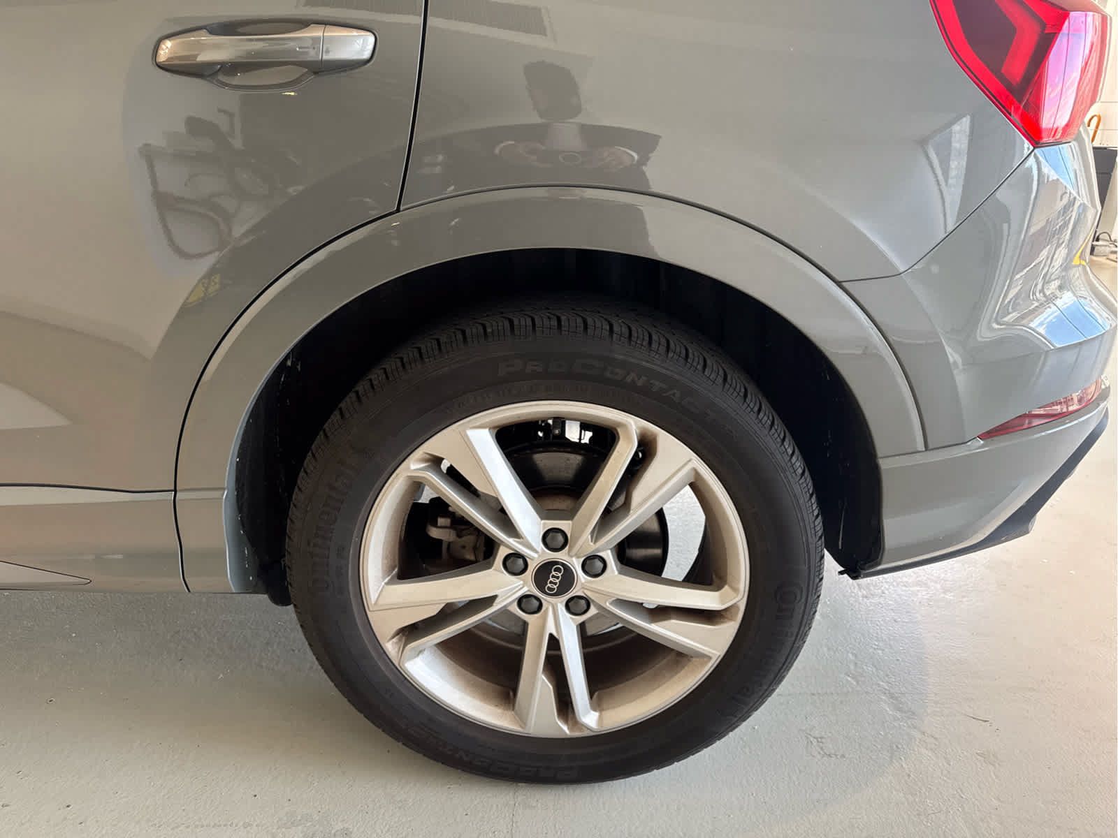 Used 2024 Audi Q3 2.0T Premium Plus AWD/4WD image 6