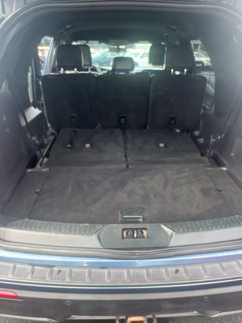 Used 2020 Ford Explorer XLT w/ Equipment Group 202A AWD/4WD image 24