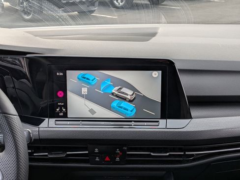 Used 2022 Volkswagen GTI SE image 27