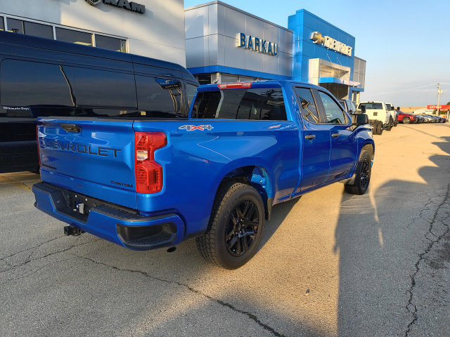 Used 2024 Chevrolet Silverado 1500 Custom w/ LPO, Dark Essentials Package AWD/4WD image 3