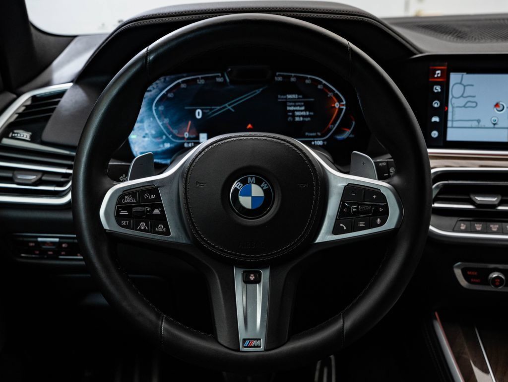 Used 2022 BMW X5 xDrive40i w/ M Sport Package AWD/4WD image 42