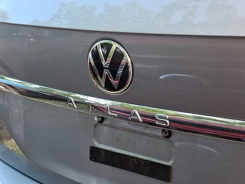 Used 2021 Volkswagen Atlas SE FWD image 9
