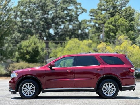 Used 2019 Dodge Durango SXT AWD/4WD image 8