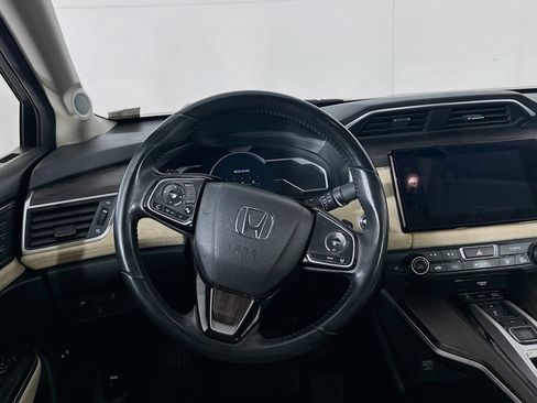 Used 2019 Honda Clarity Touring image 16