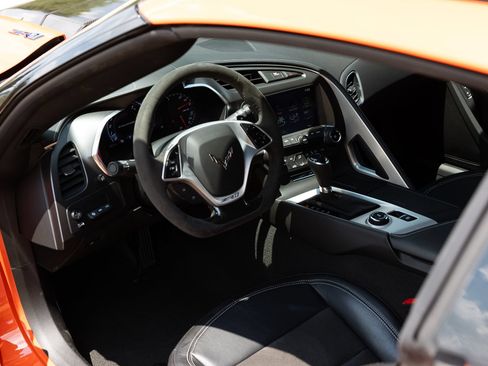 Used 2019 Chevrolet Corvette ZR1 RWD image 35