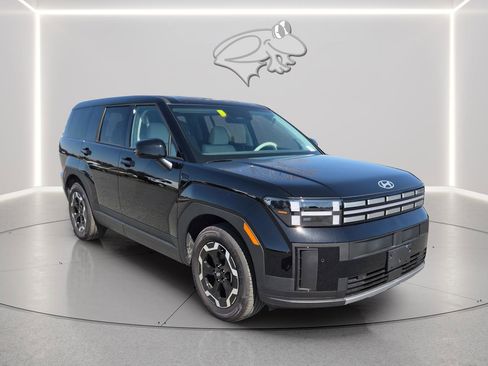 Certified 2026 Hyundai Santa Fe SE w/ Tow & Go Package image 8