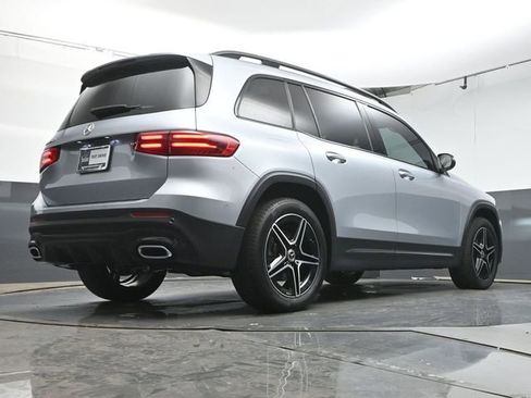 Used 2026 Mercedes-Benz GLB 250 image 40