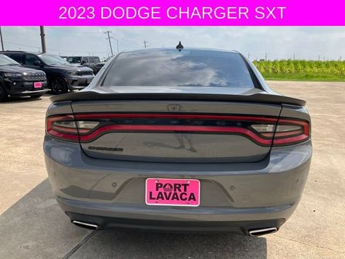 Used 2023 Dodge Charger SXT w/ Blacktop Package RWD image 3