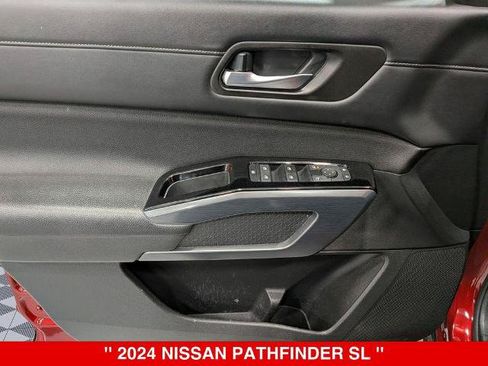 Certified 2024 Nissan Pathfinder SL AWD/4WD image 15