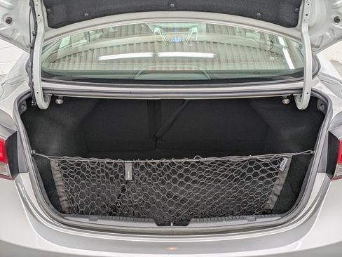 Used 2016 Hyundai Elantra Value Edition FWD image 13